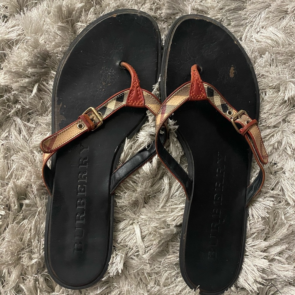 COPY - Burberry Thong Slippers